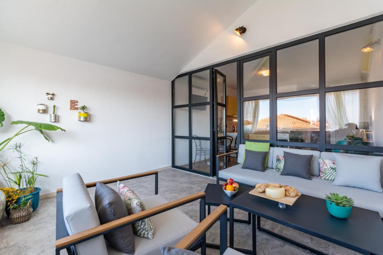 Apartments Lota On Top Location Supetar Exterior foto